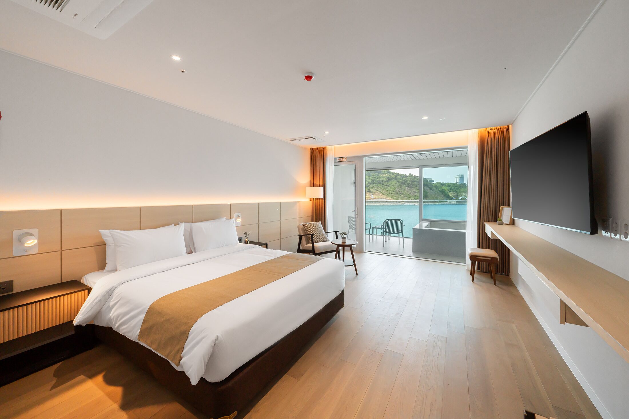 OANDF HOTEL 3*