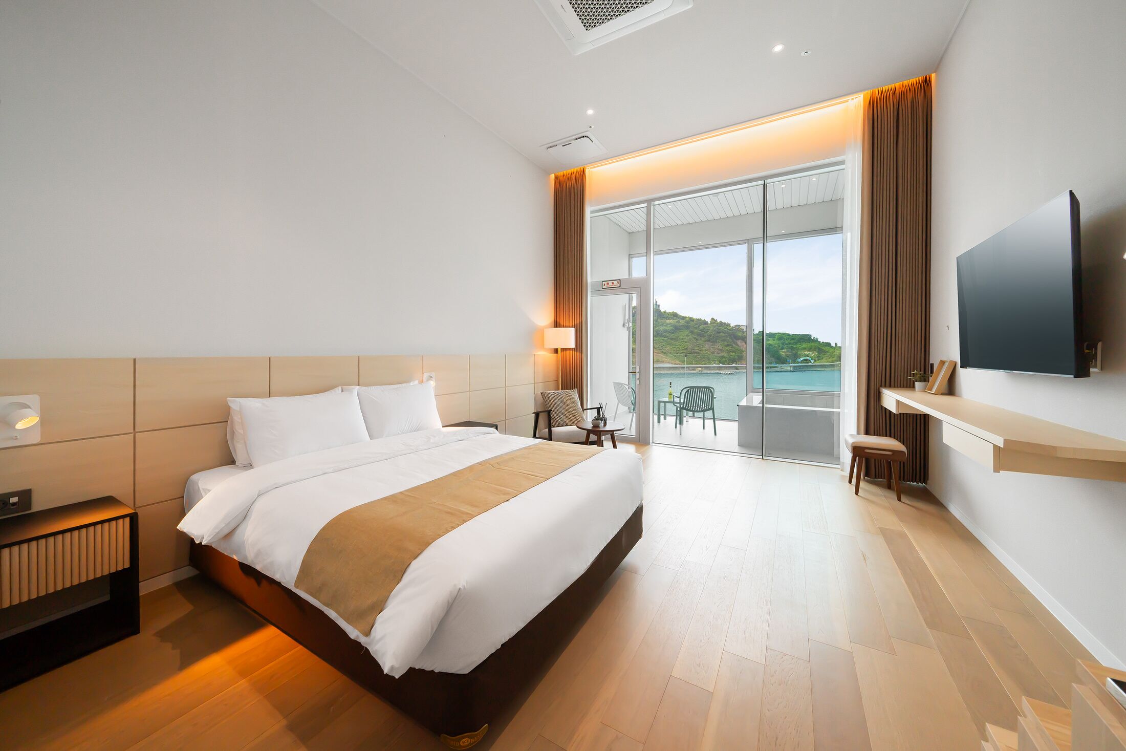OANDF HOTEL 3*