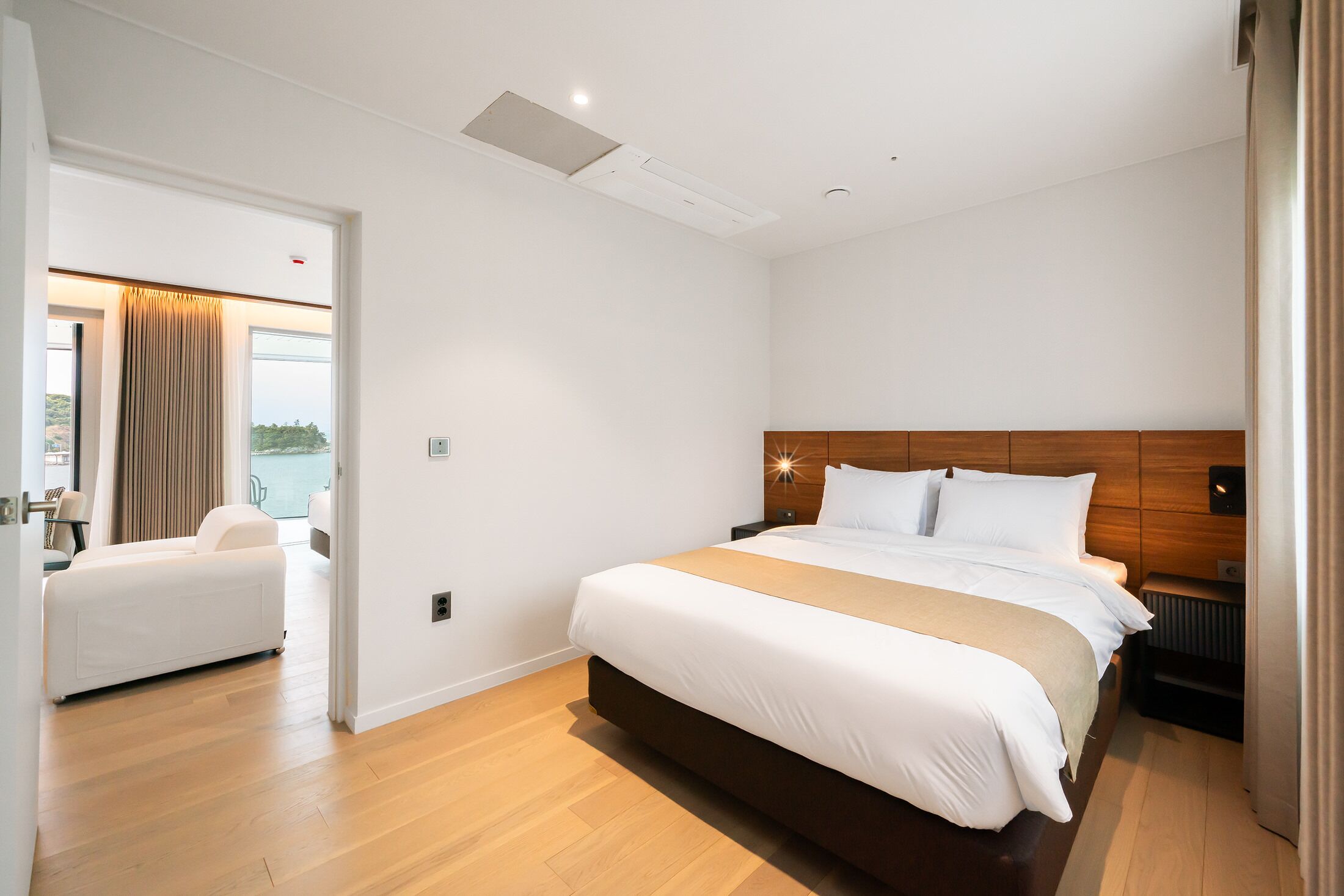 OANDF HOTEL 3*