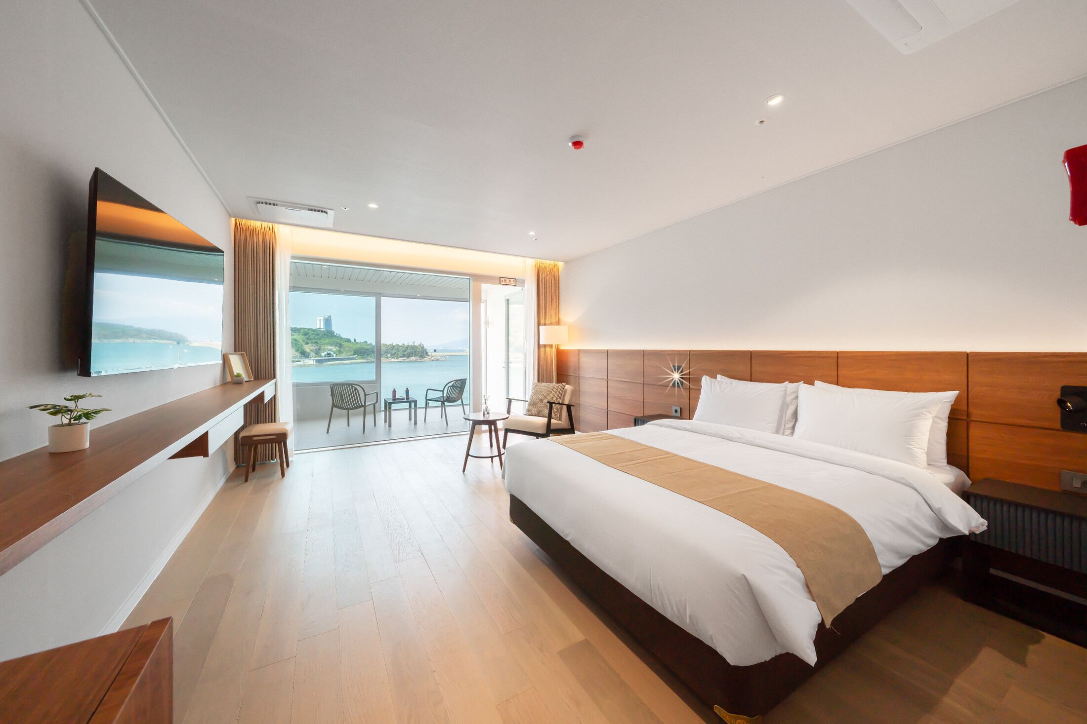 OANDF HOTEL 3*
