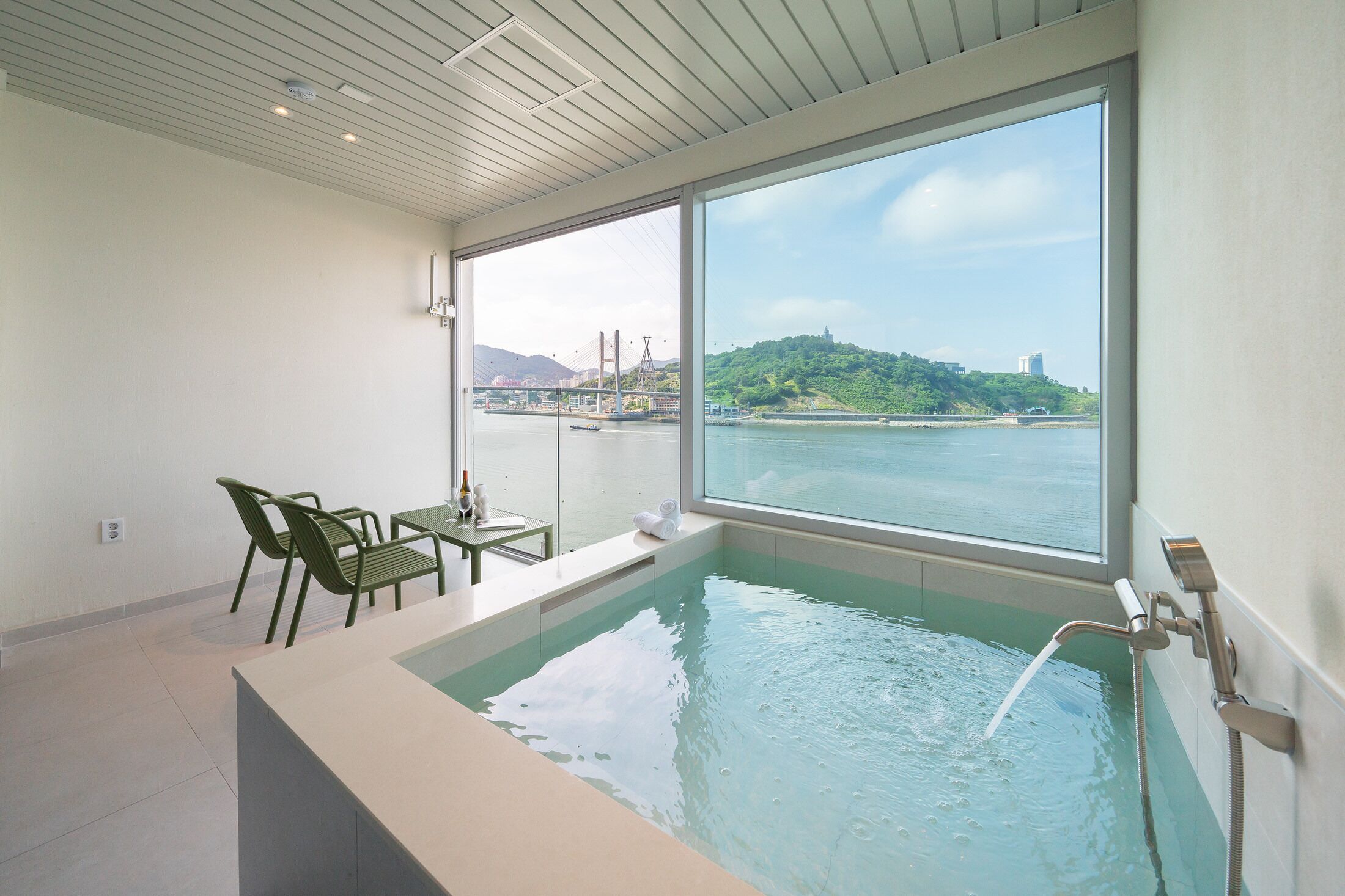 OANDF HOTEL 3*