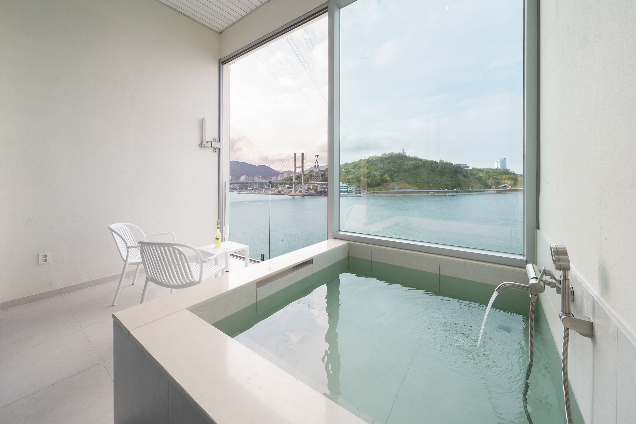 OANDF HOTEL 3*