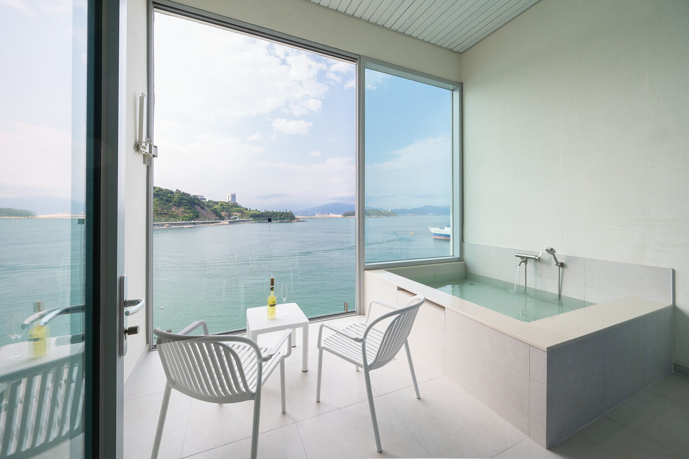 OANDF HOTEL 3*