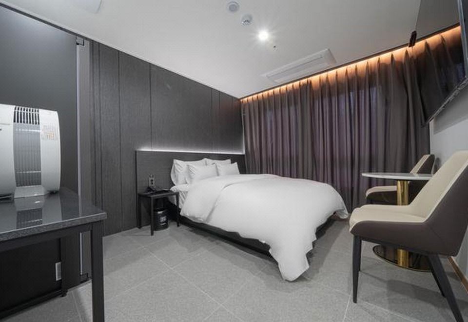No. 25 Incheon Geomdan New Town Branch 2*
