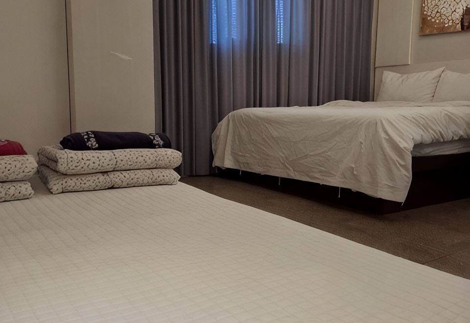 PRADA HOTEL 0*