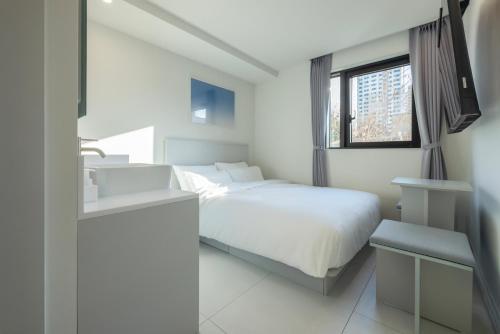 Anook Air Hotel Gaebong 2*