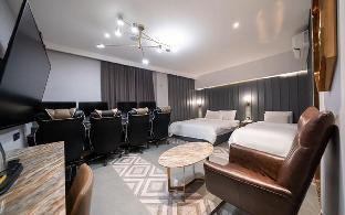 Ansan evergreen tree the gray 0*