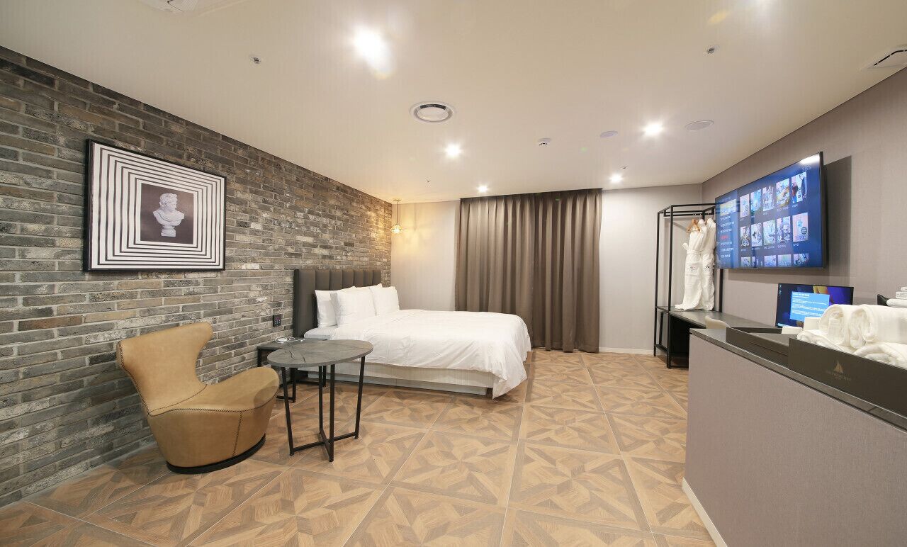 Restia Incheonbay Hotel 3*