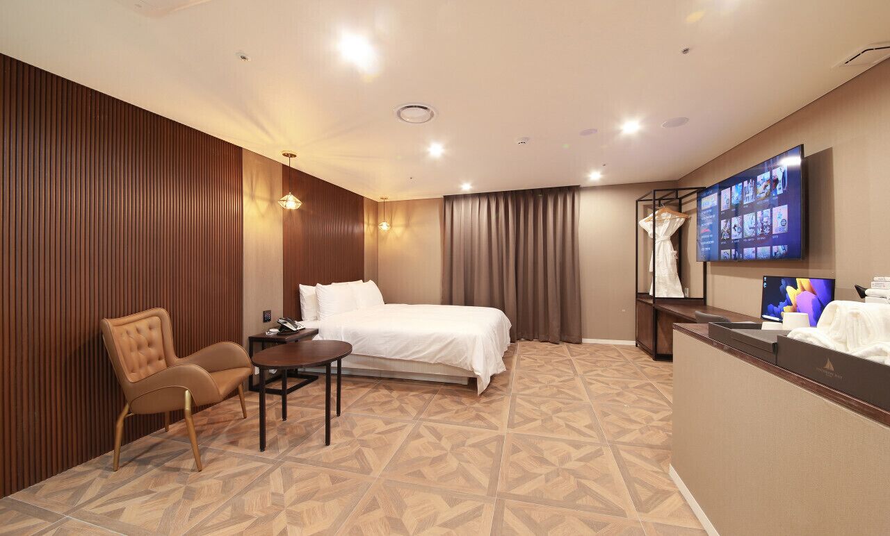 Restia Incheonbay Hotel 3*