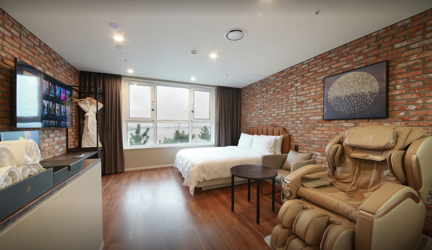 Restia Incheonbay Hotel 3*