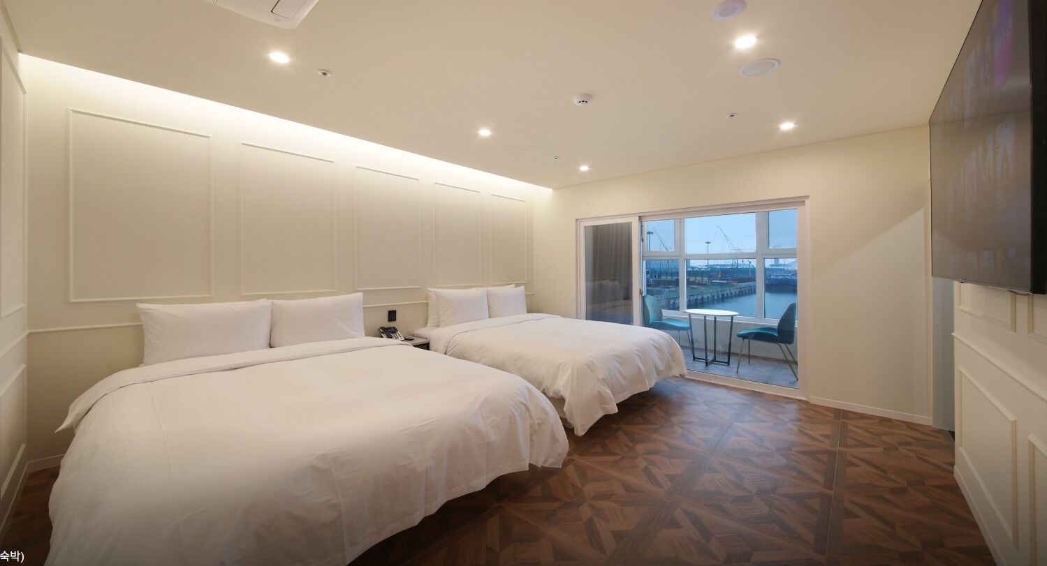 Restia Incheonbay Hotel 3*