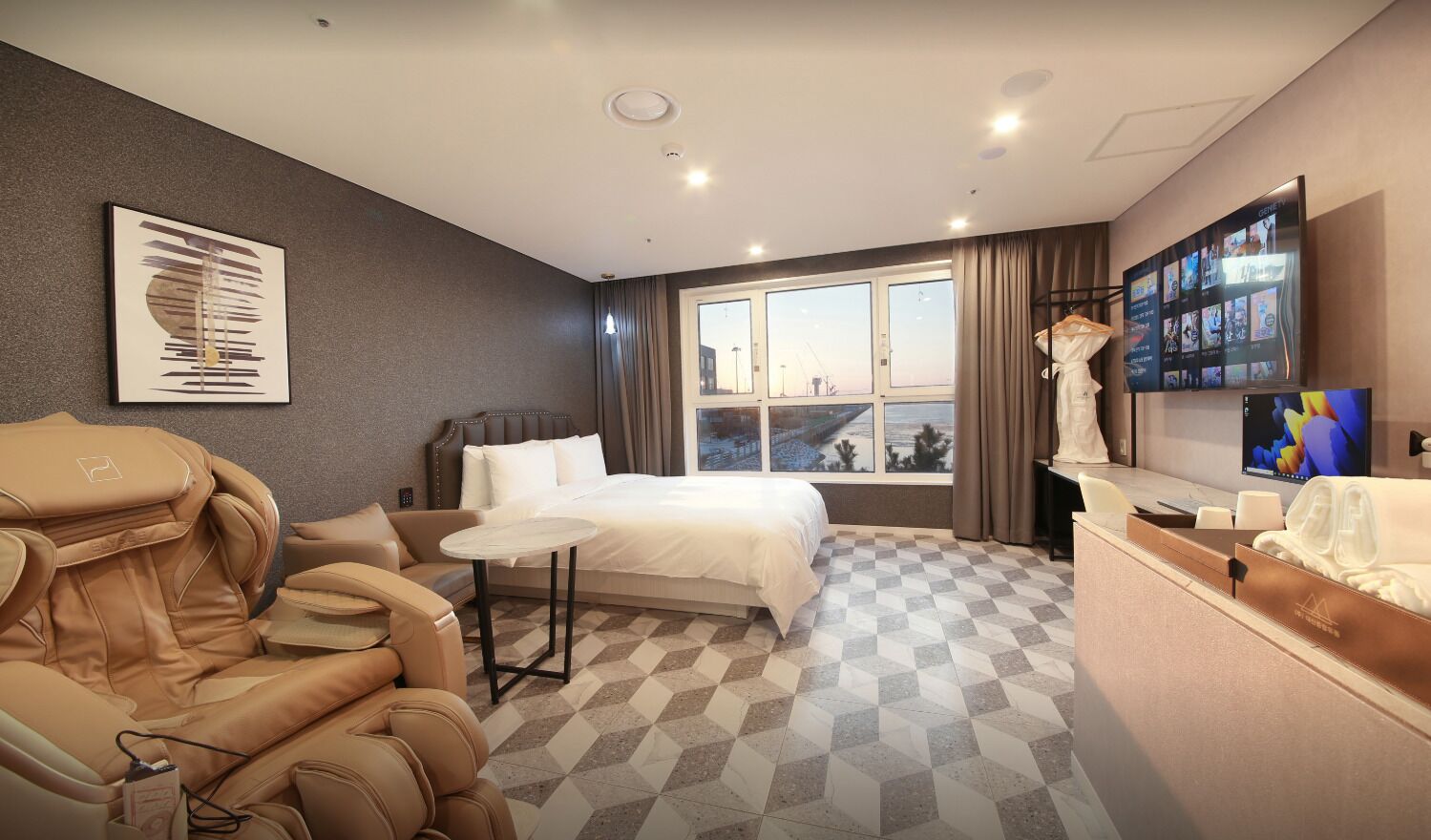 Restia Incheonbay Hotel 3*