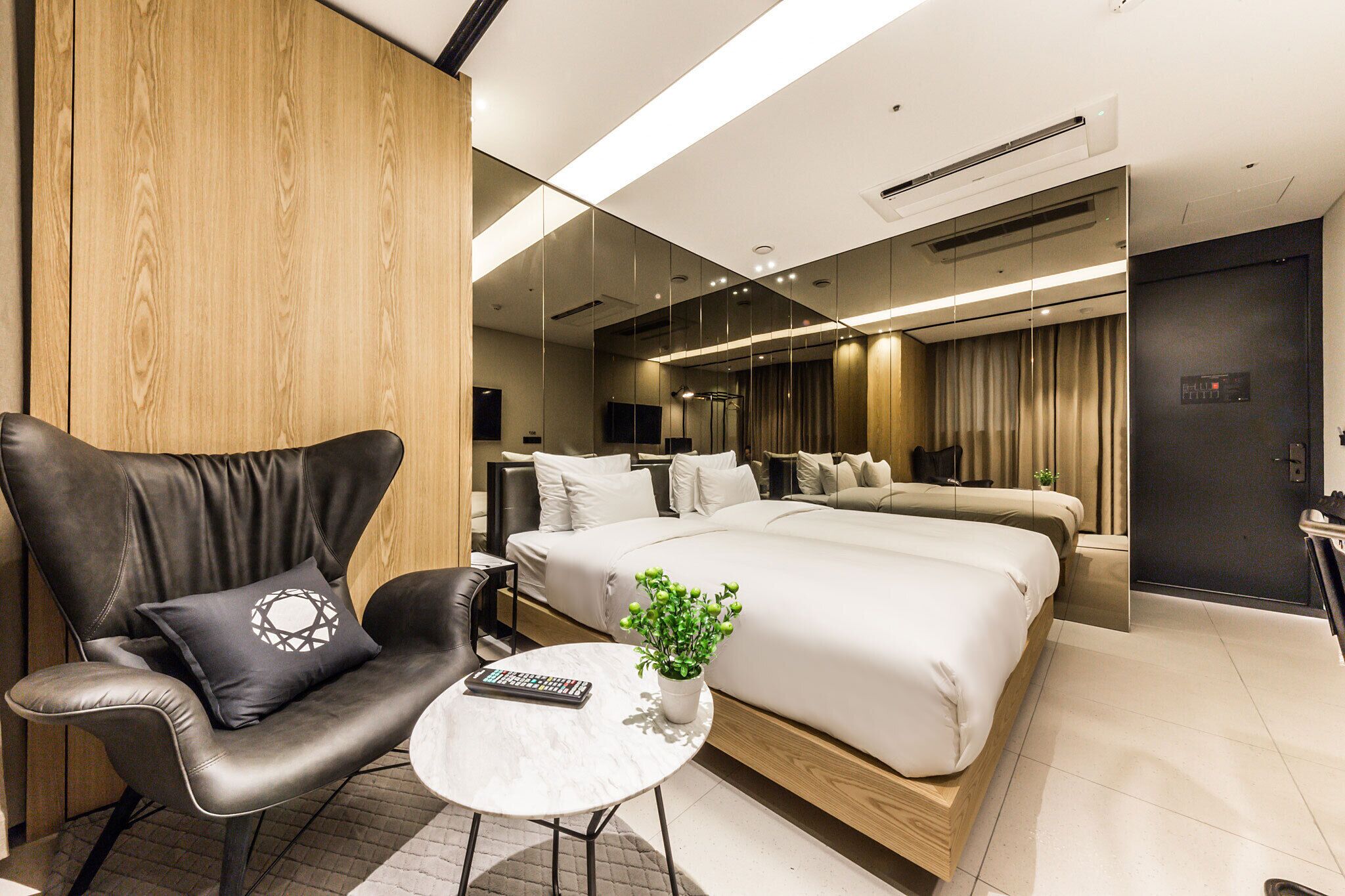 HOTEL CULLINAN 2*
