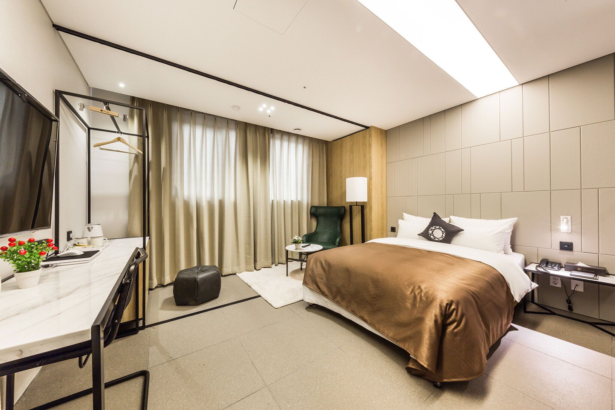 HOTEL CULLINAN 2*