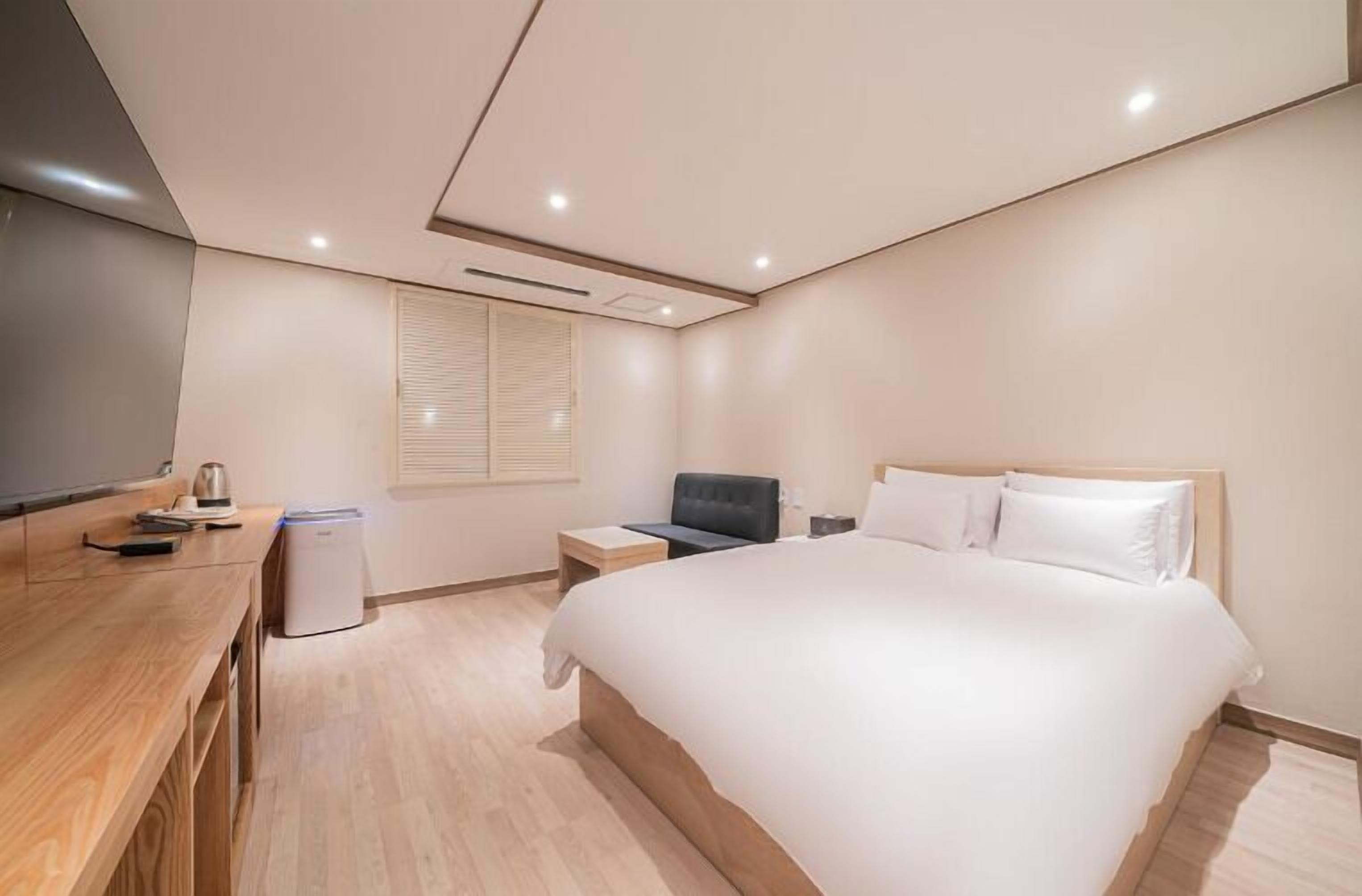 ANYANG IT CENTRO HOTEL 2*