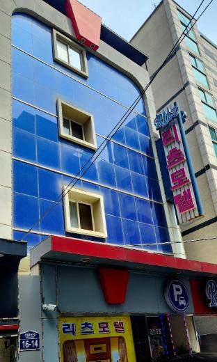 Ritz Sillim 0*
