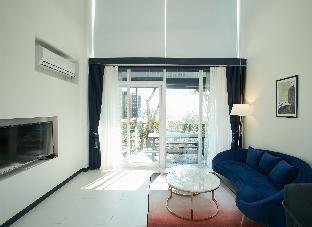 White pension 3*