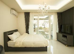 White pension 3*