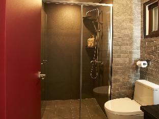 White pension 3*