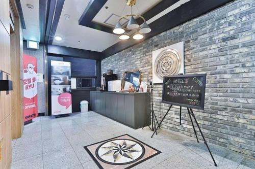 Gimhae Jangyu Hotel Ryu 3*