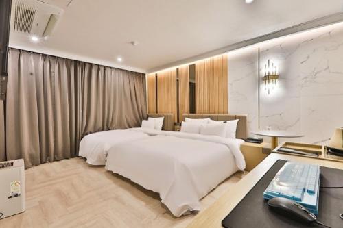 Seongnam Hotel Label 0*