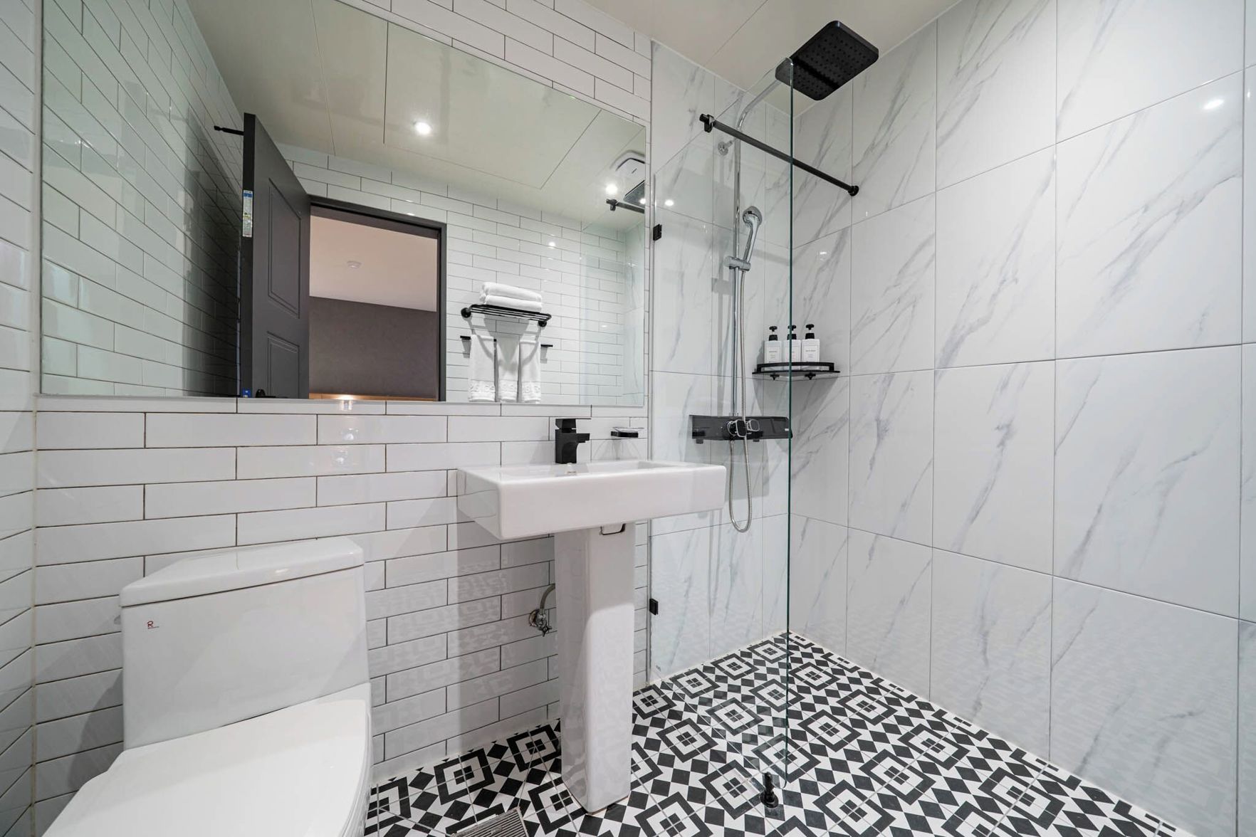 SEONGNAM HEALASIS HOTEL MORAN STATION 2*