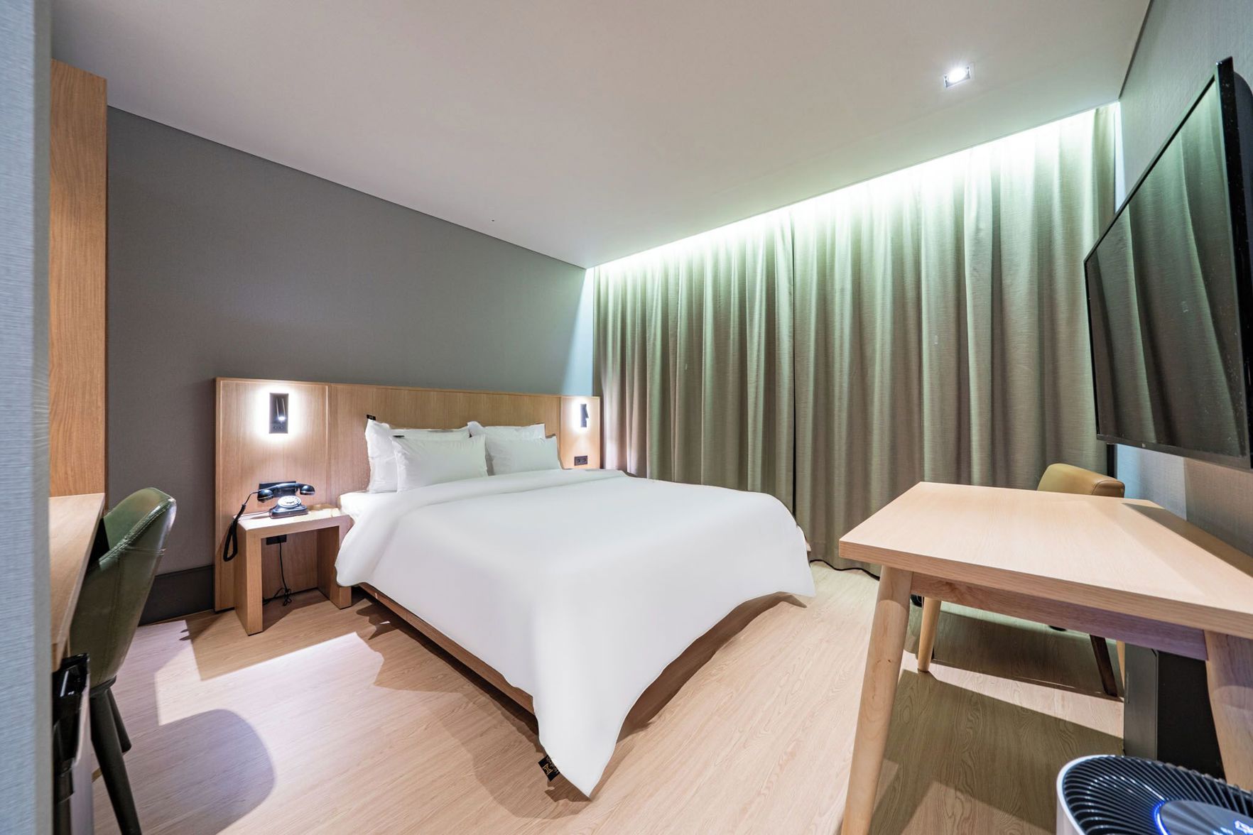 SEONGNAM HEALASIS HOTEL MORAN STATION 2*