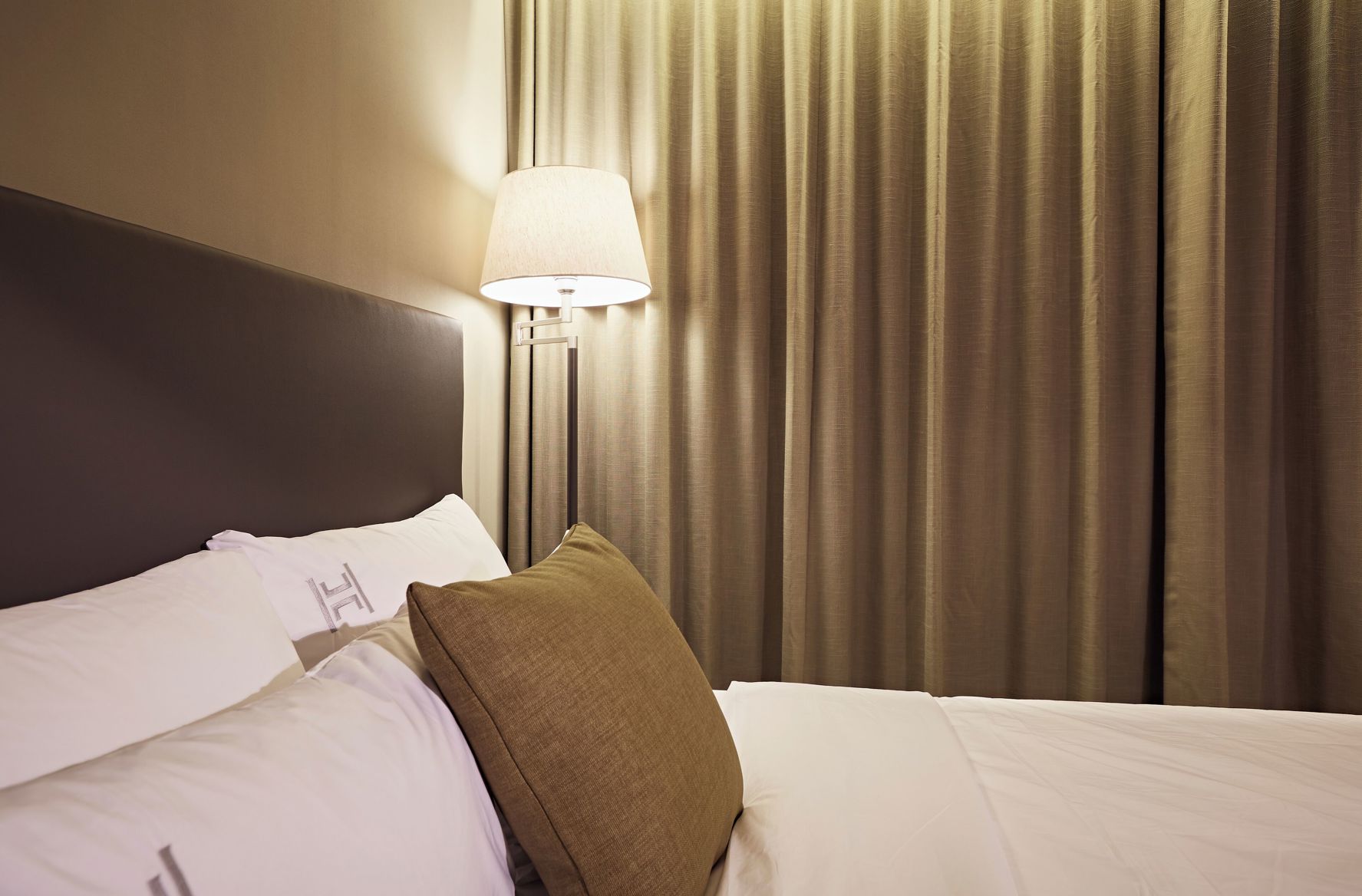 SEONGNAM HEALASIS HOTEL MORAN STATION 2*