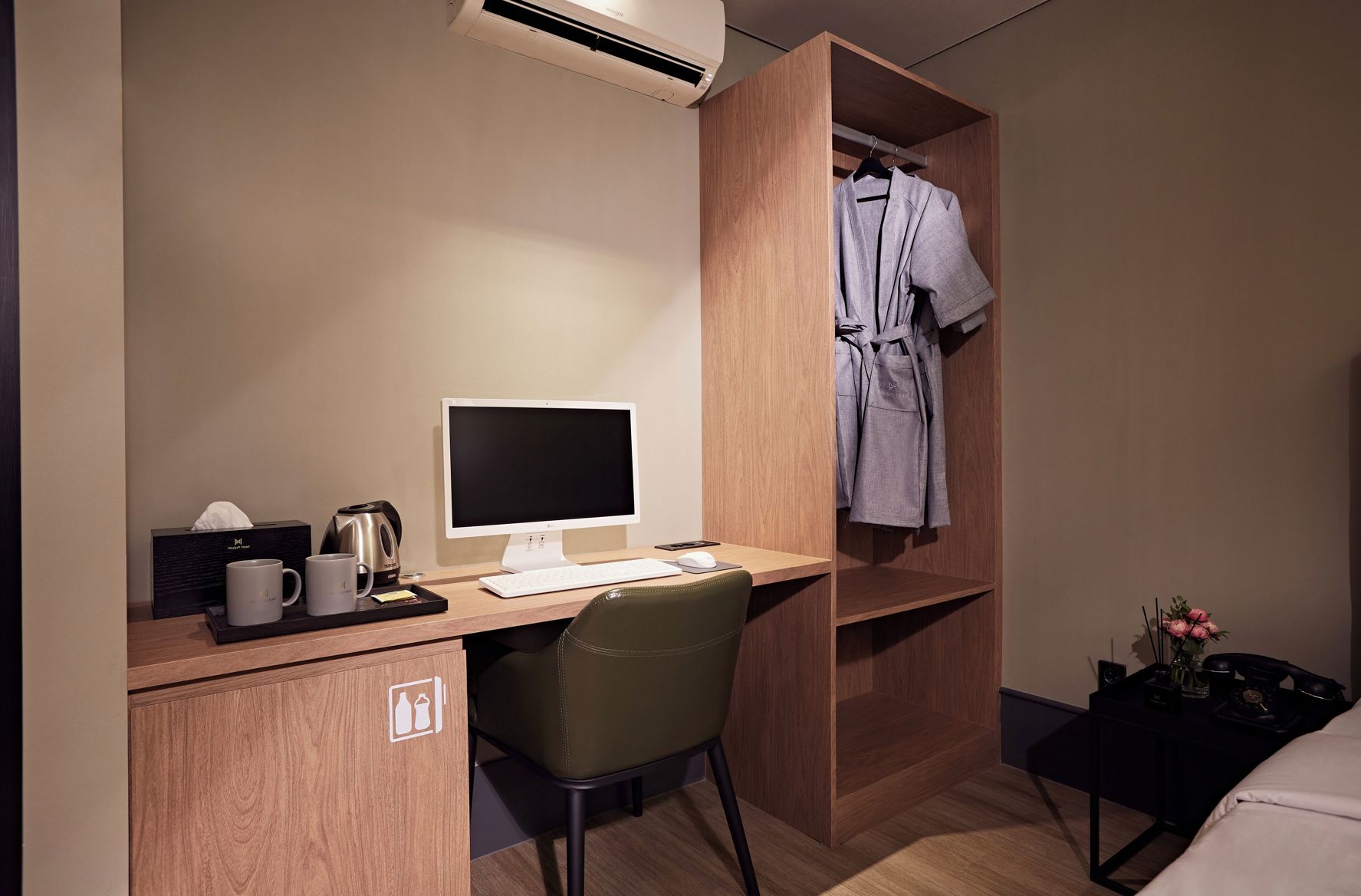 SEONGNAM HEALASIS HOTEL MORAN STATION 2*