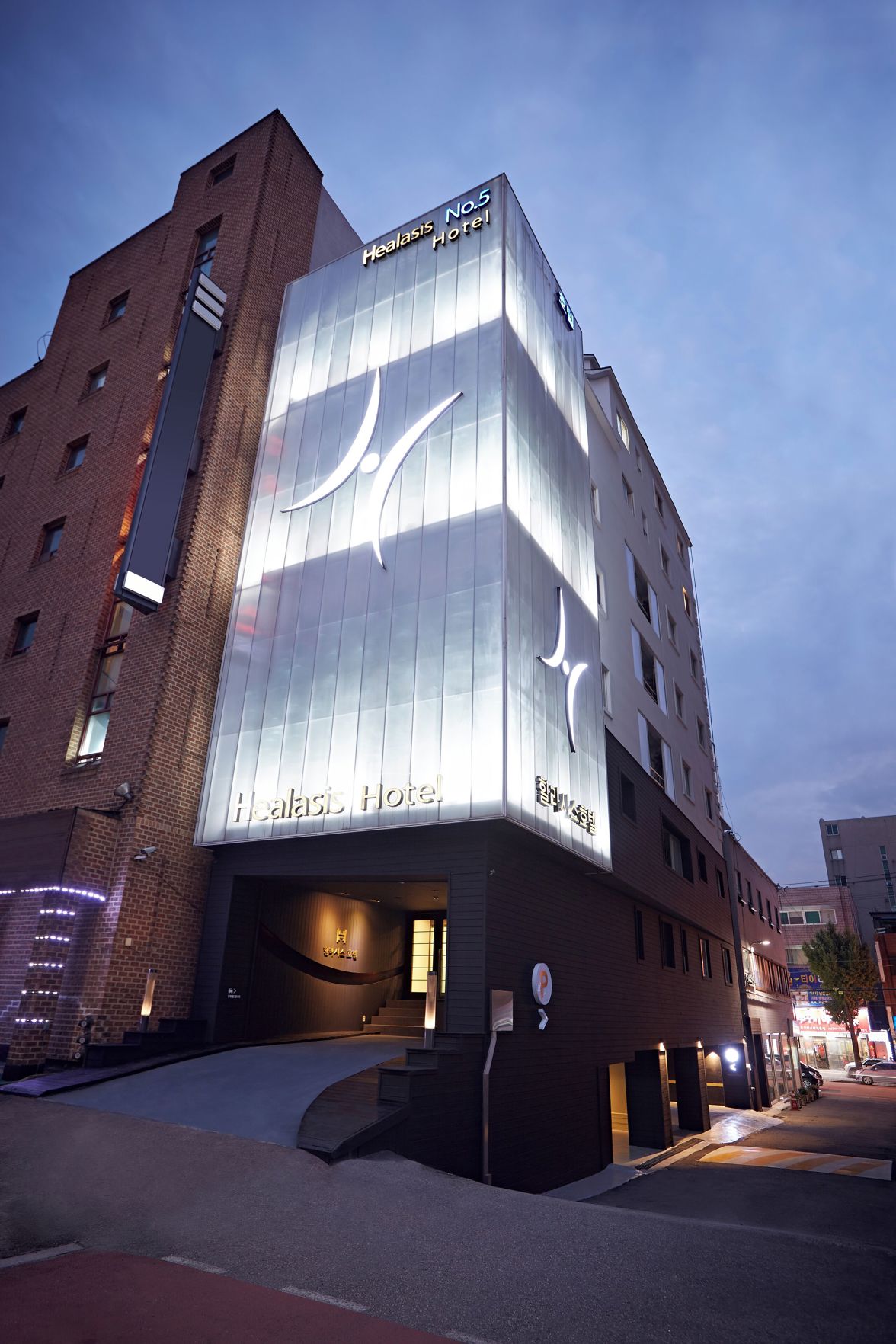 SEONGNAM HEALASIS HOTEL MORAN STATION 2*