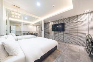 hotel 99 prestige 2*