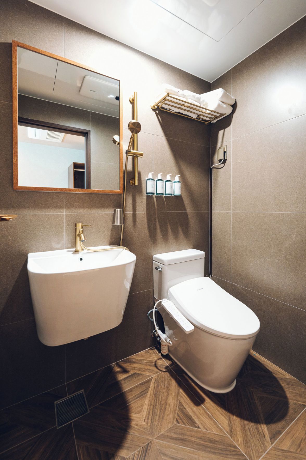 Monthliv Gwangjang Market Hotel Stay 3*
