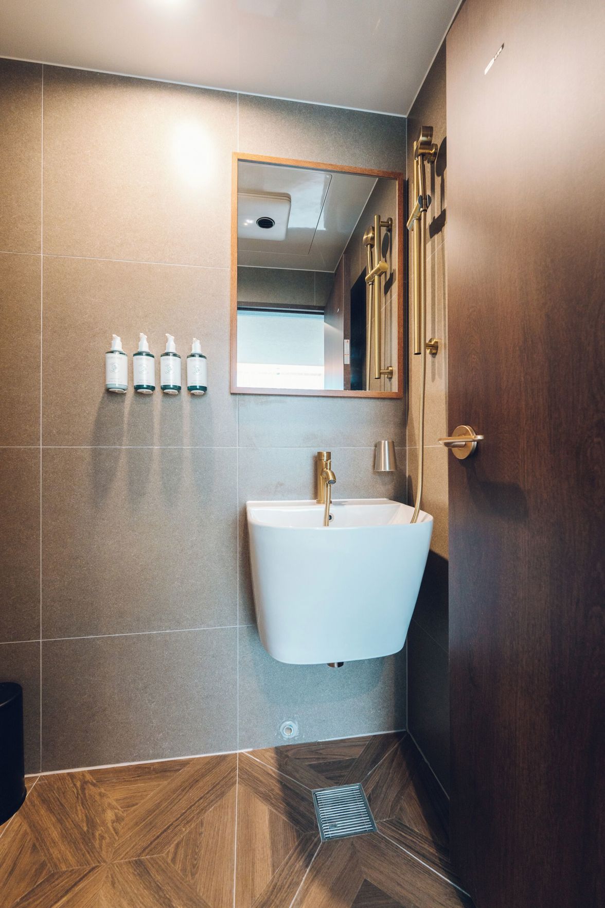 Monthliv Gwangjang Market Hotel Stay 3*