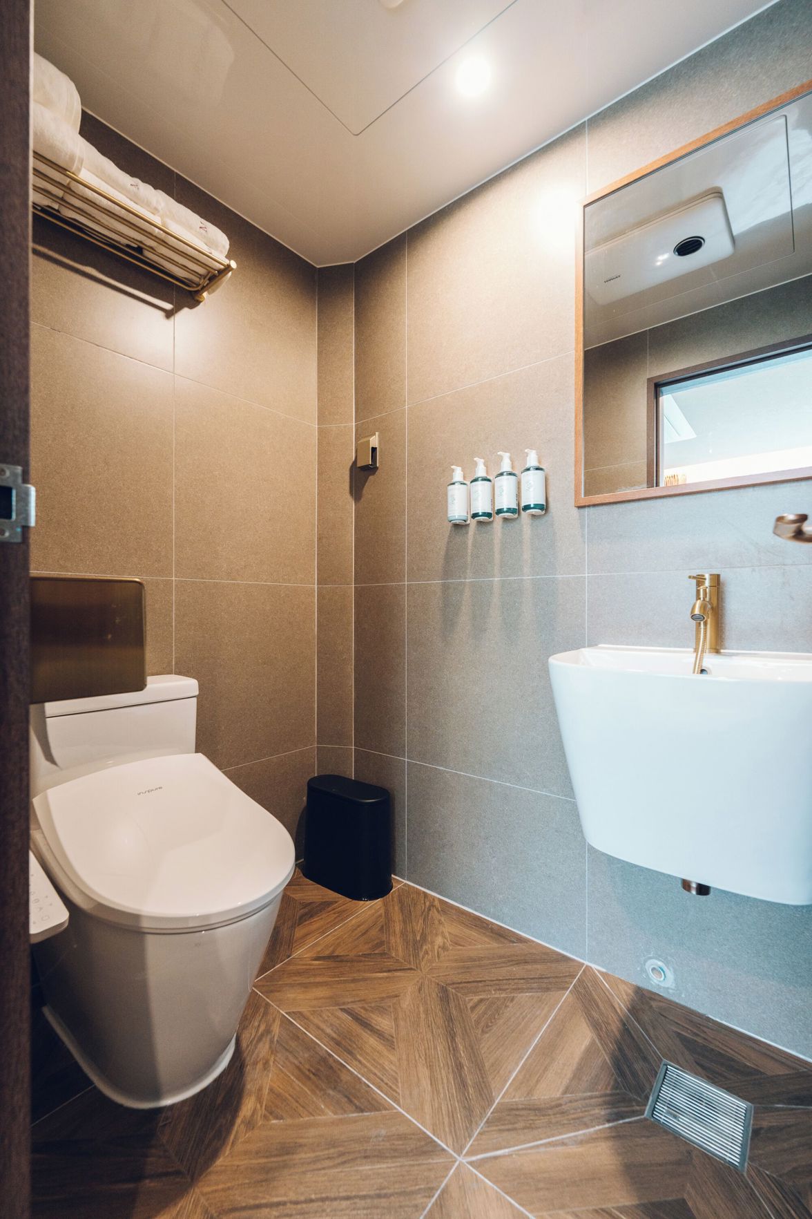 Monthliv Gwangjang Market Hotel Stay 3*
