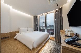 BLUEFROG HOTEL 2*