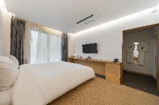 BLUEFROG HOTEL 2*