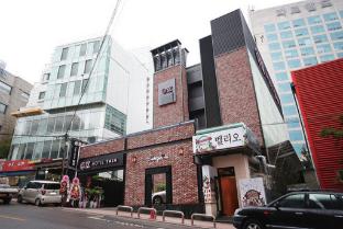Gangnam YAJA Gangnam Nonhyeon Branch 0*
