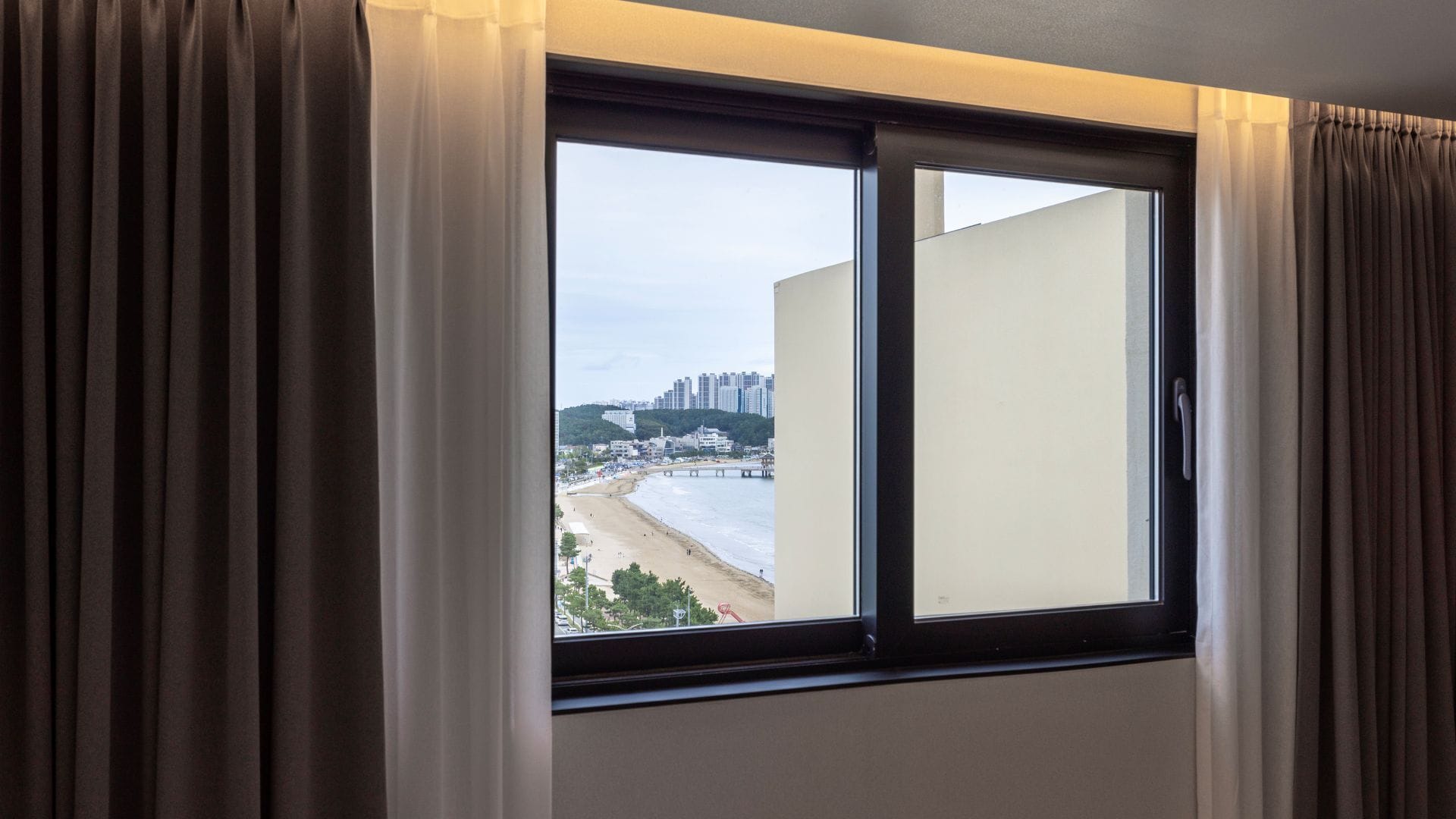 Hound Hotel Pohang Yeongildae 2*