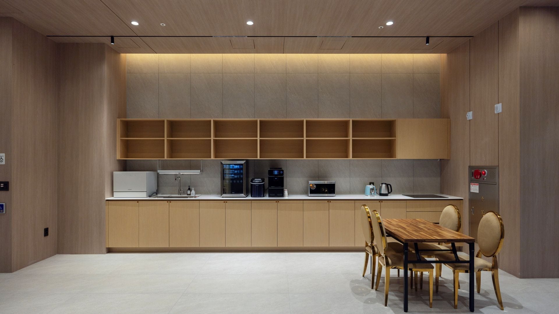 Hound Hotel Pohang Yeongildae 2*