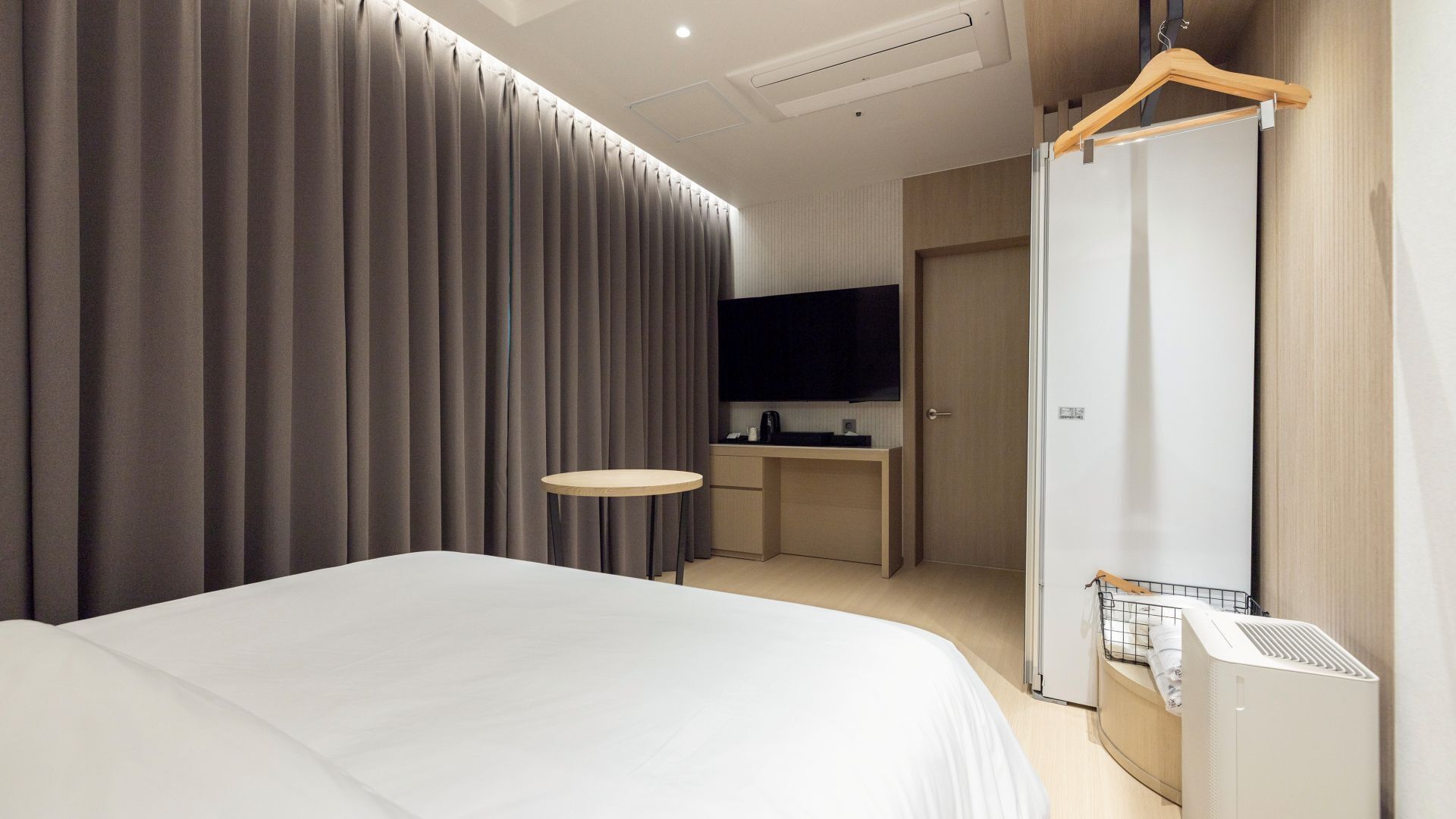 Hound Hotel Pohang Yeongildae 2*