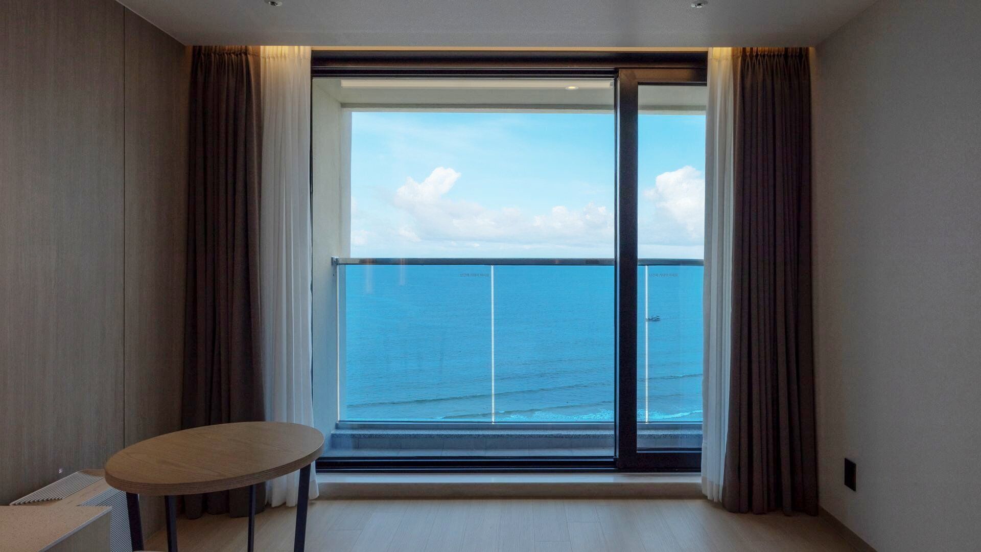 Hound Hotel Pohang Yeongildae 2*