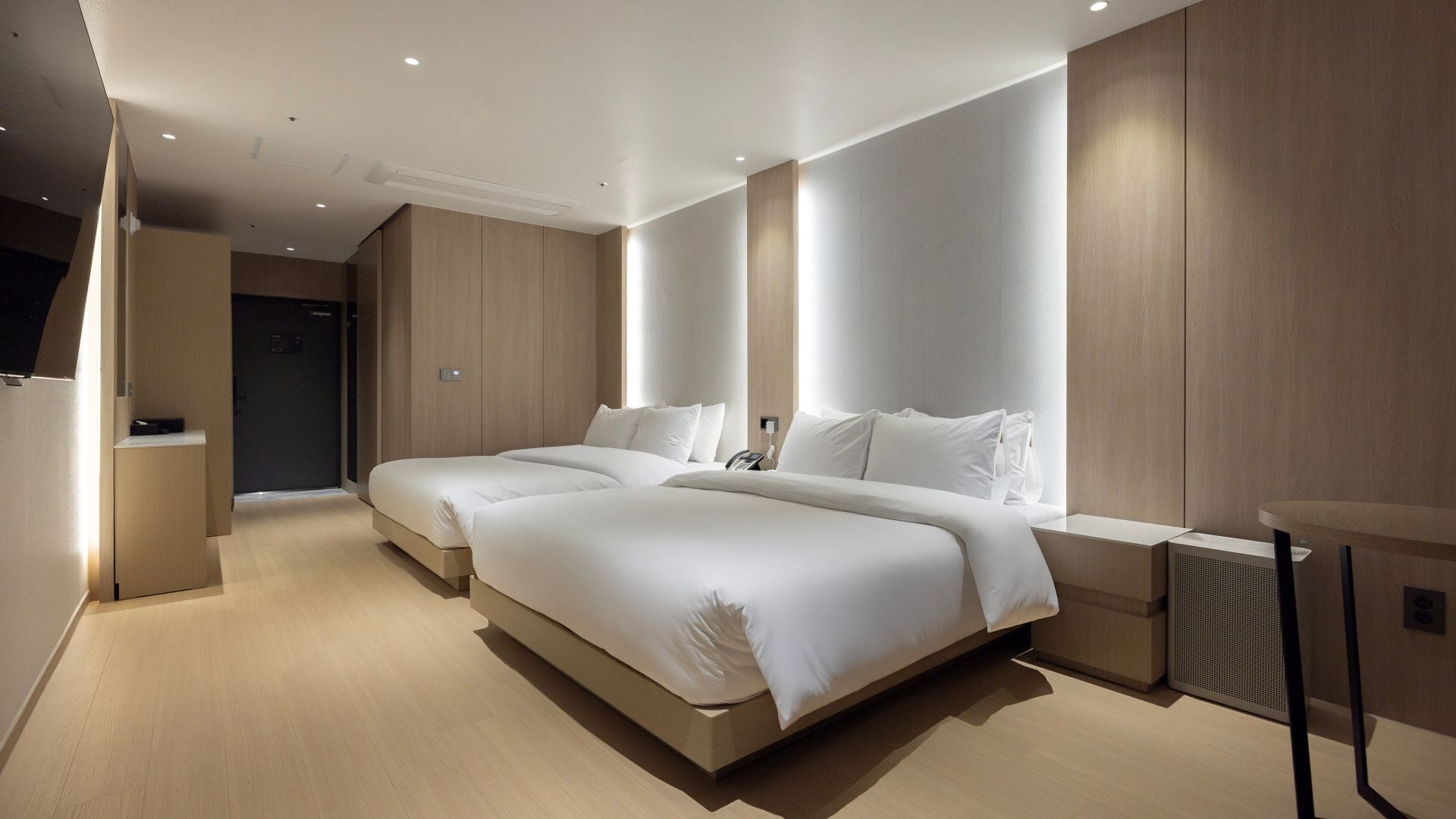 Hound Hotel Pohang Yeongildae 2*