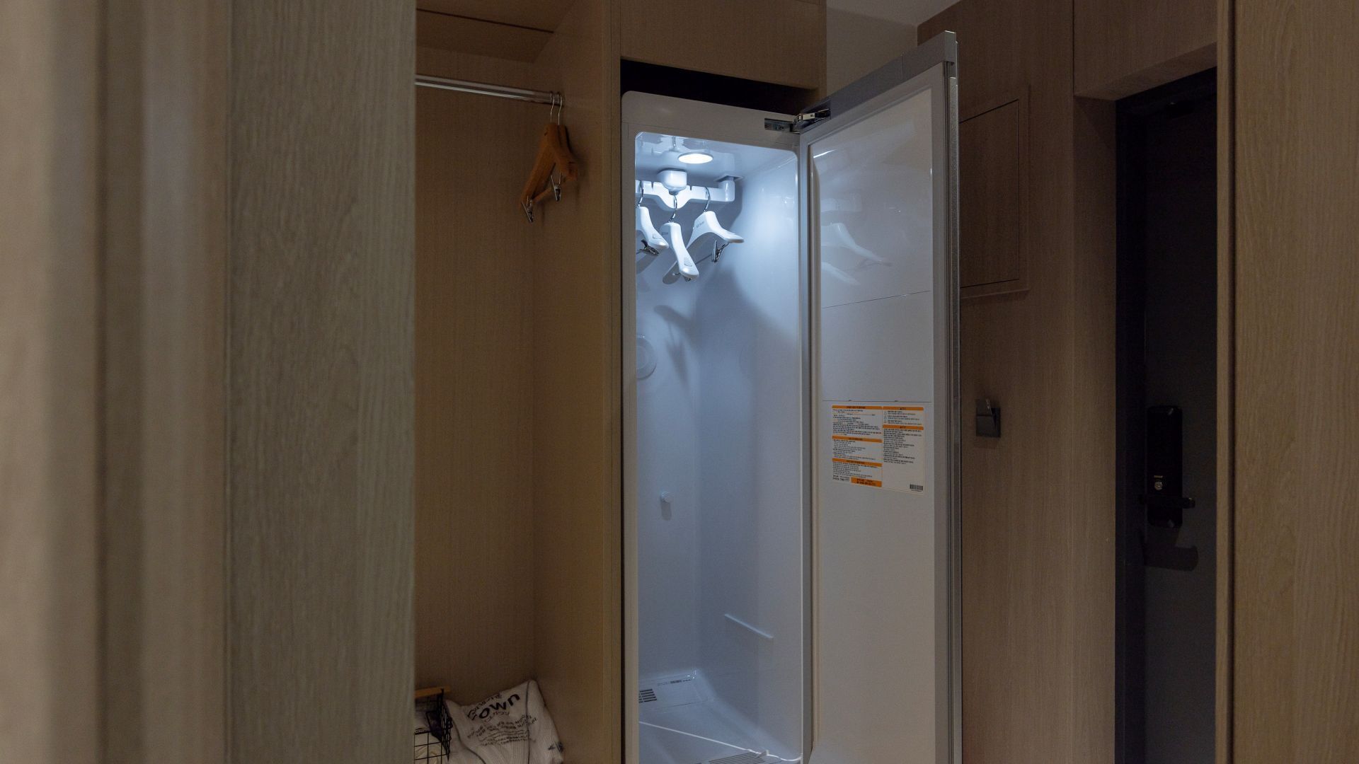 Hound Hotel Pohang Yeongildae 2*
