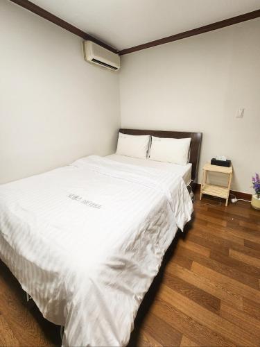 Romance Hotel 0*