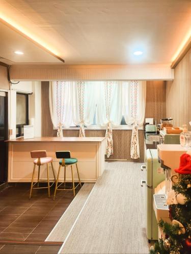 Romance Hotel 0*