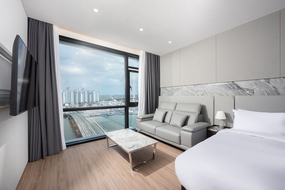 Pohang City Hotel 3*