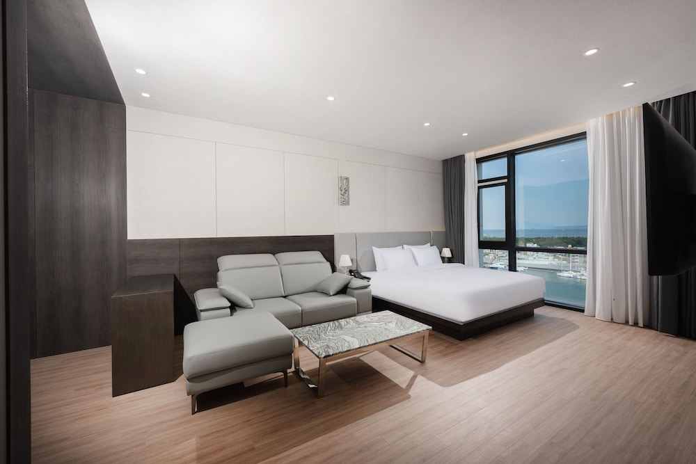 Pohang City Hotel 3*