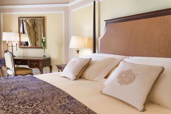 The Regency Hotel, Kuwait 4*
