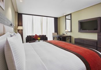 Crowne Plaza Kuwait Al Thuraya City by IHG 5*