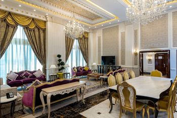 Crowne Plaza Kuwait Al Thuraya City by IHG 5*